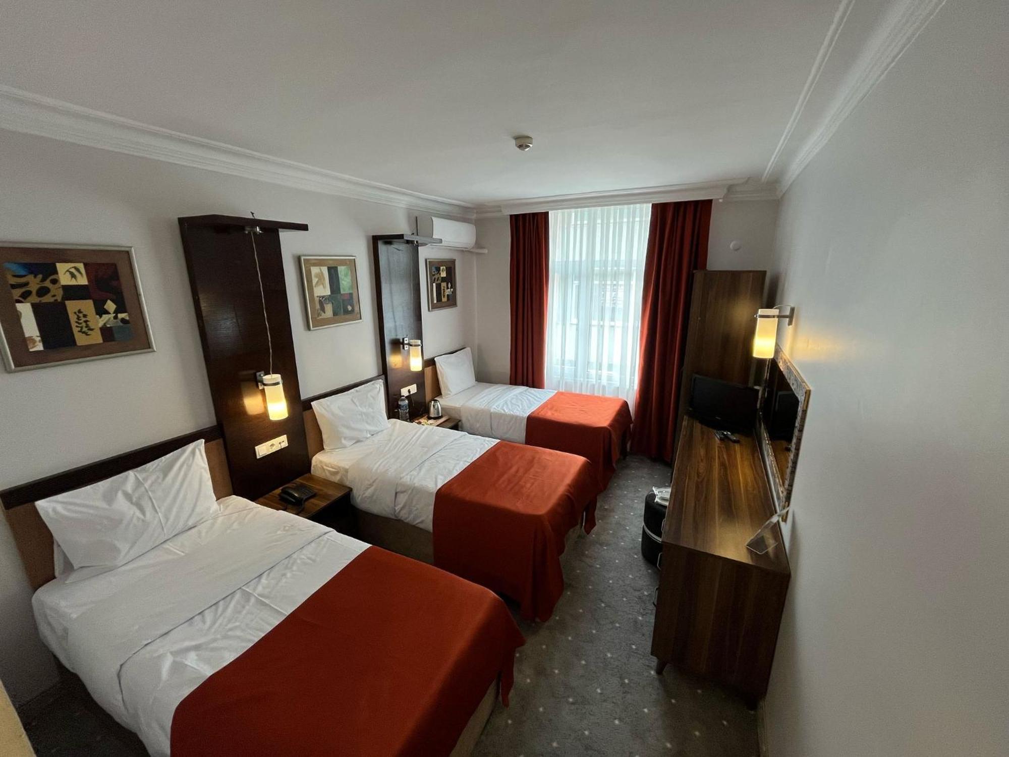 Topkapı Hotel Istanboel